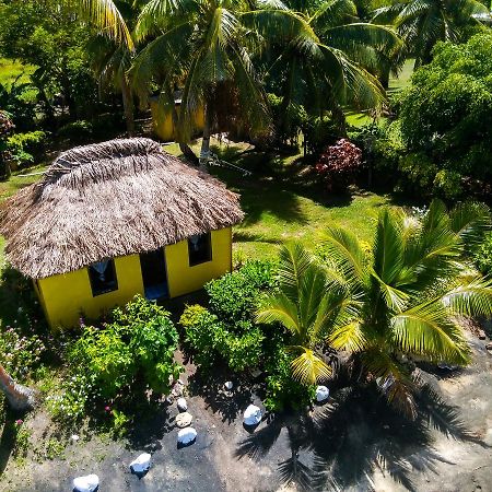 Yasawa Homestays Naisisili Exteriör bild