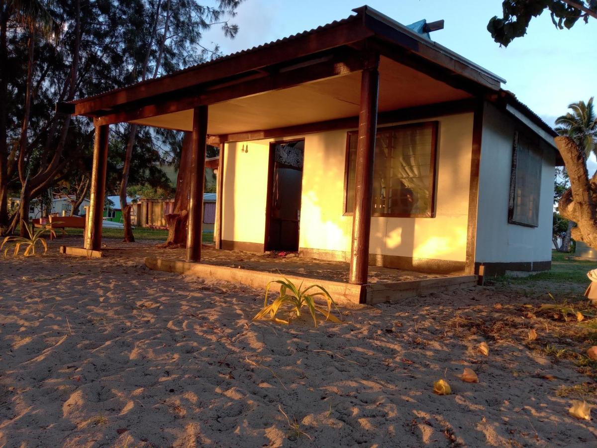 Yasawa Homestays Naisisili Exteriör bild
