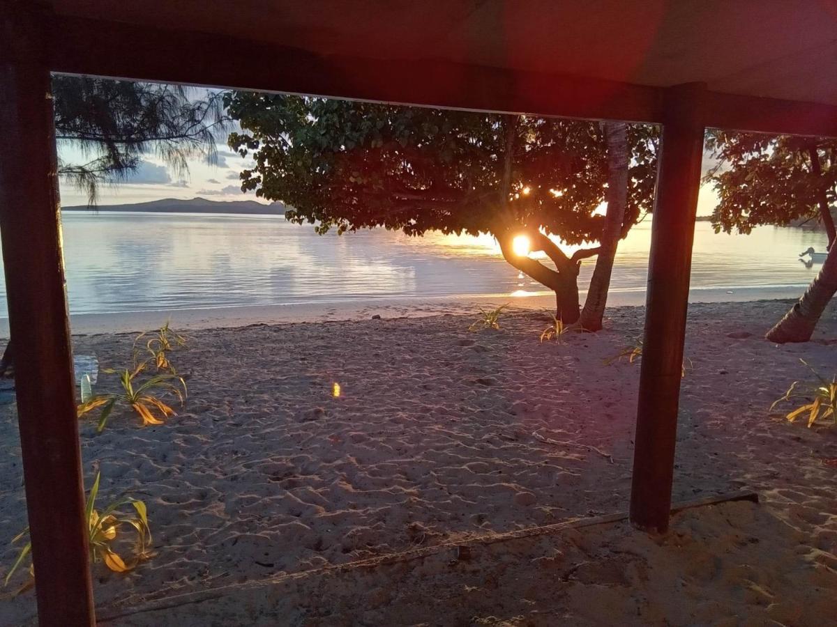 Yasawa Homestays Naisisili Exteriör bild