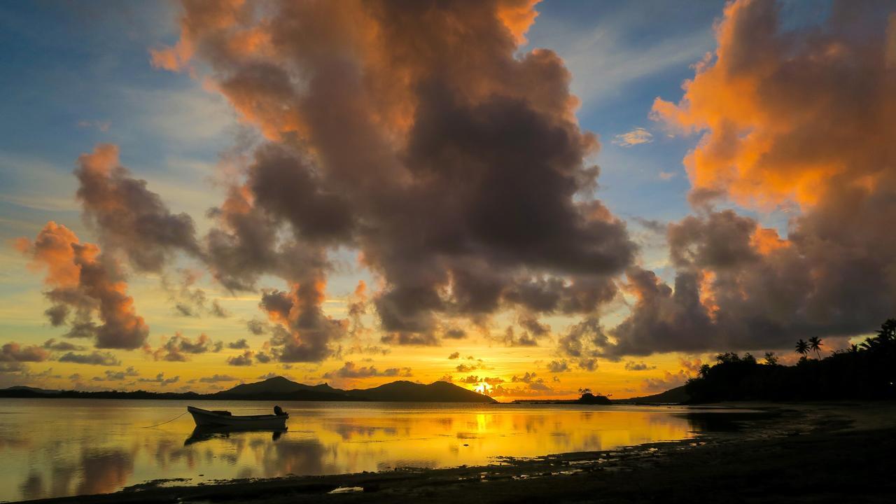 Yasawa Homestays Naisisili Exteriör bild