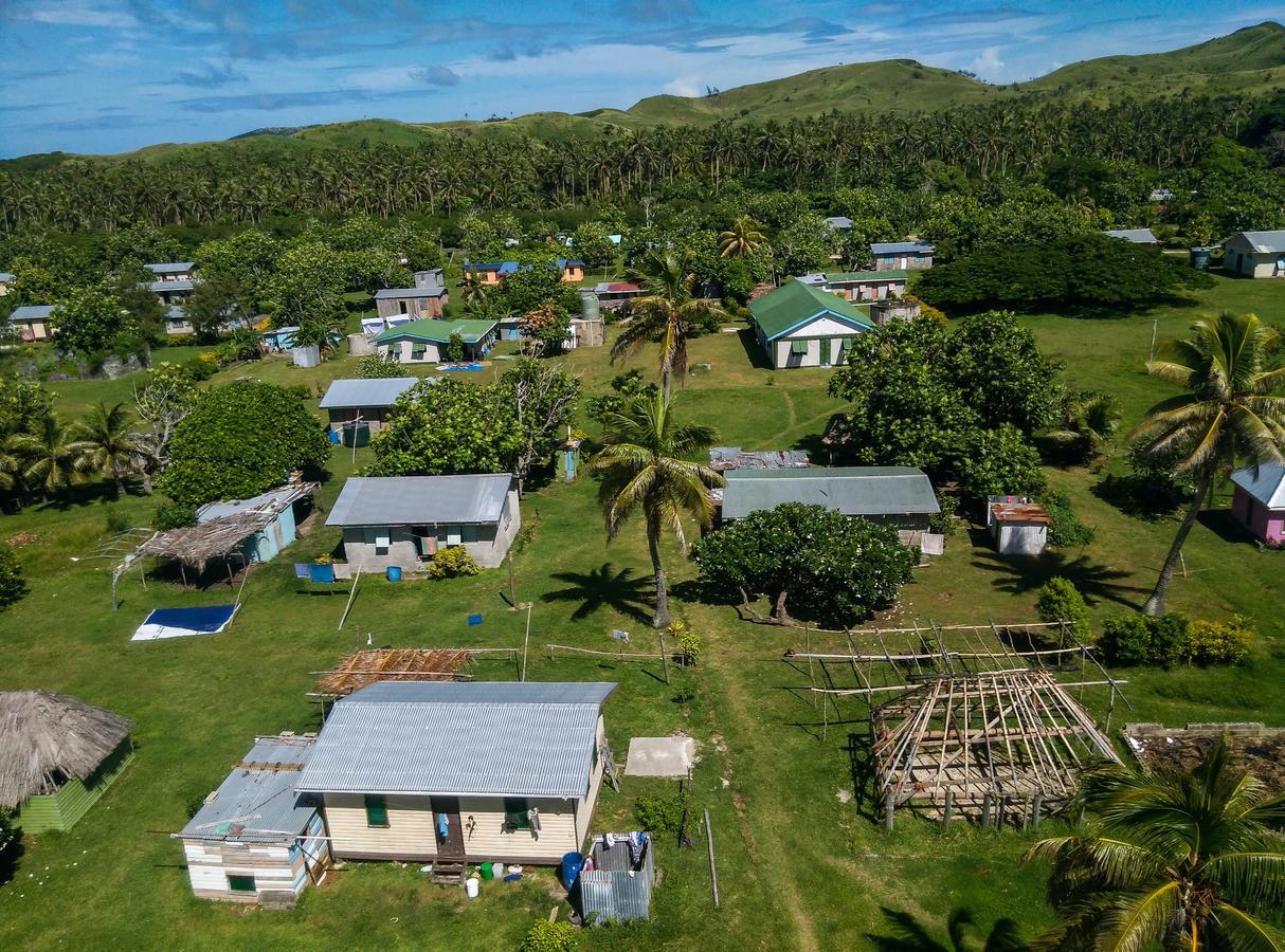 Yasawa Homestays Naisisili Exteriör bild