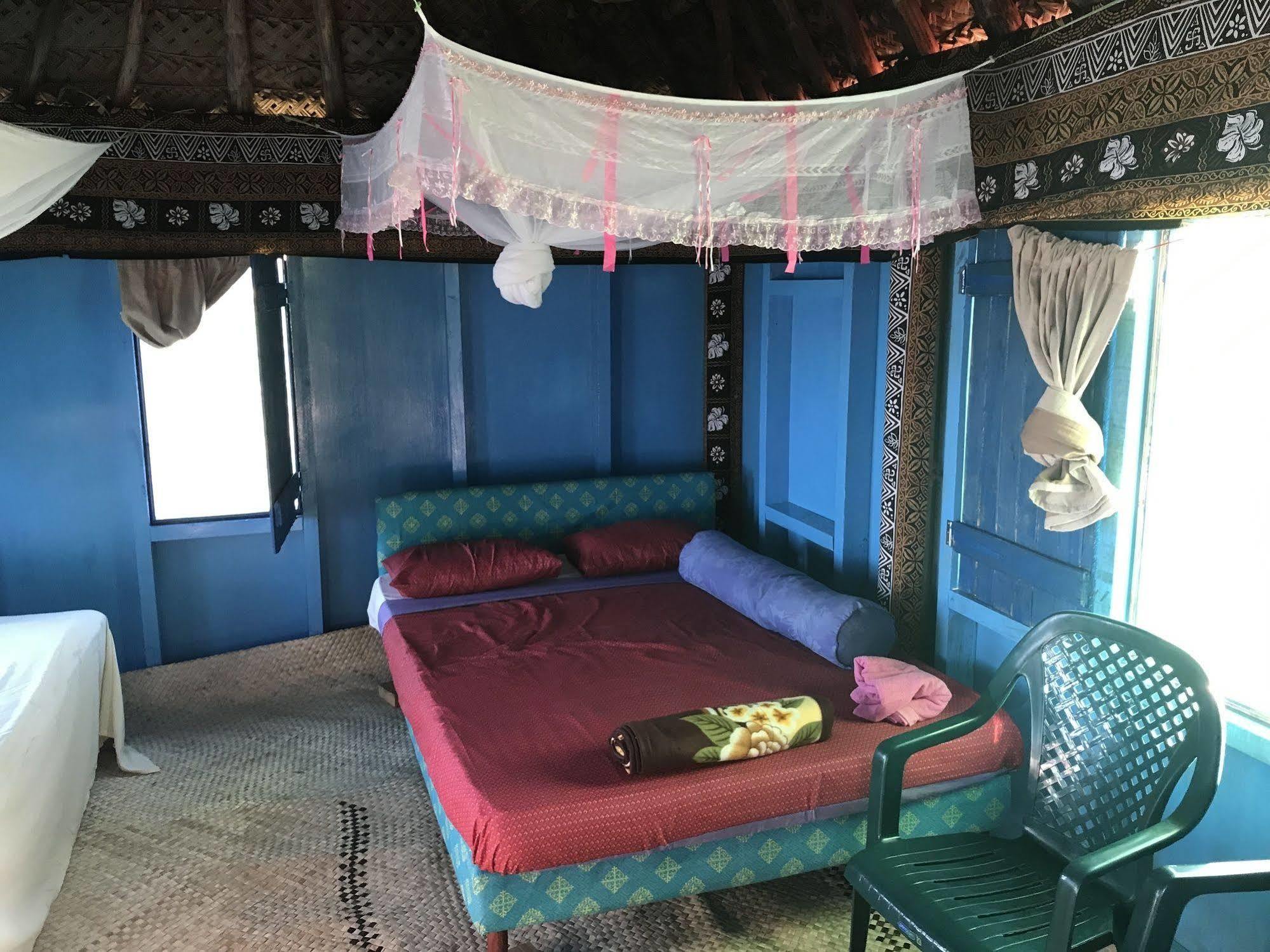 Yasawa Homestays Naisisili Exteriör bild