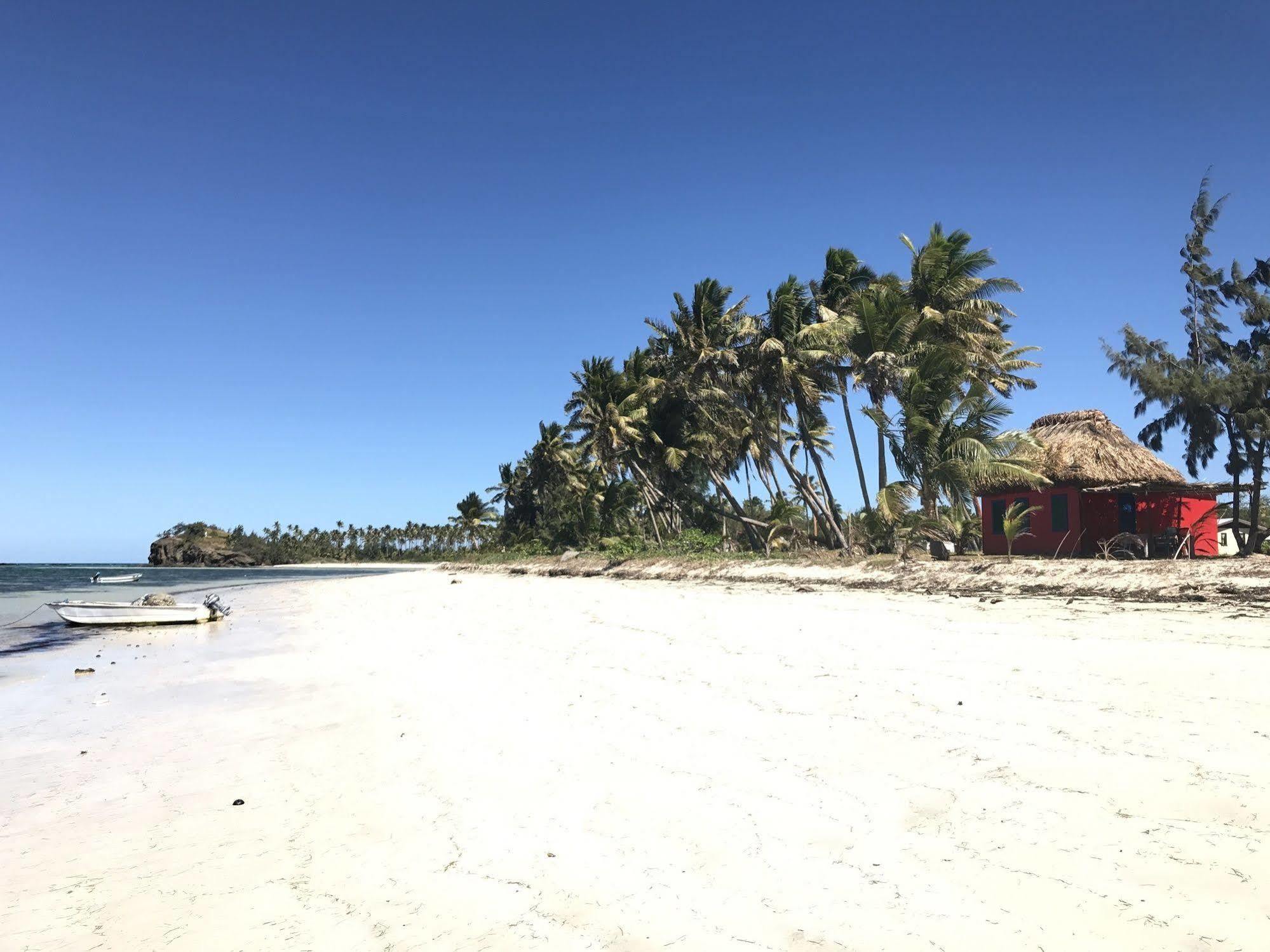 Yasawa Homestays Naisisili Exteriör bild
