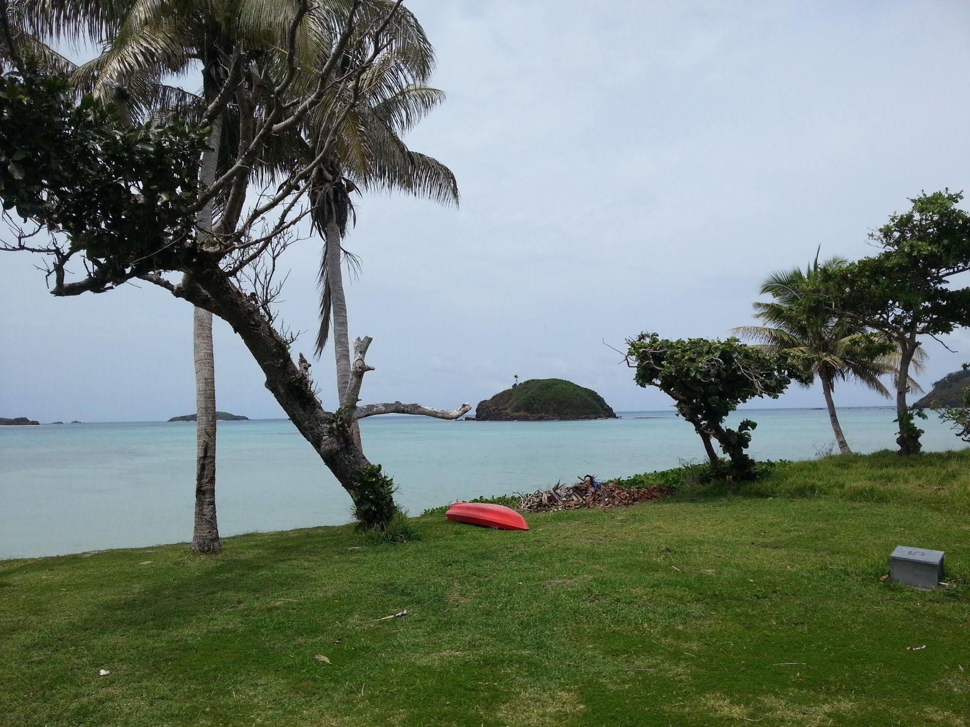 Yasawa Homestays Naisisili Exteriör bild